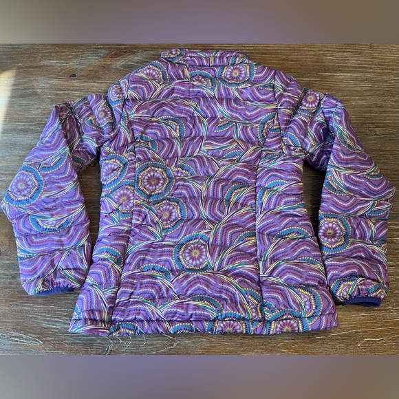 PATAGONIA DOWN SWEATER/PUFFER JACKET, SIZE XXL (16-18) OR WOMENS XS/S - Picture 3 of 9